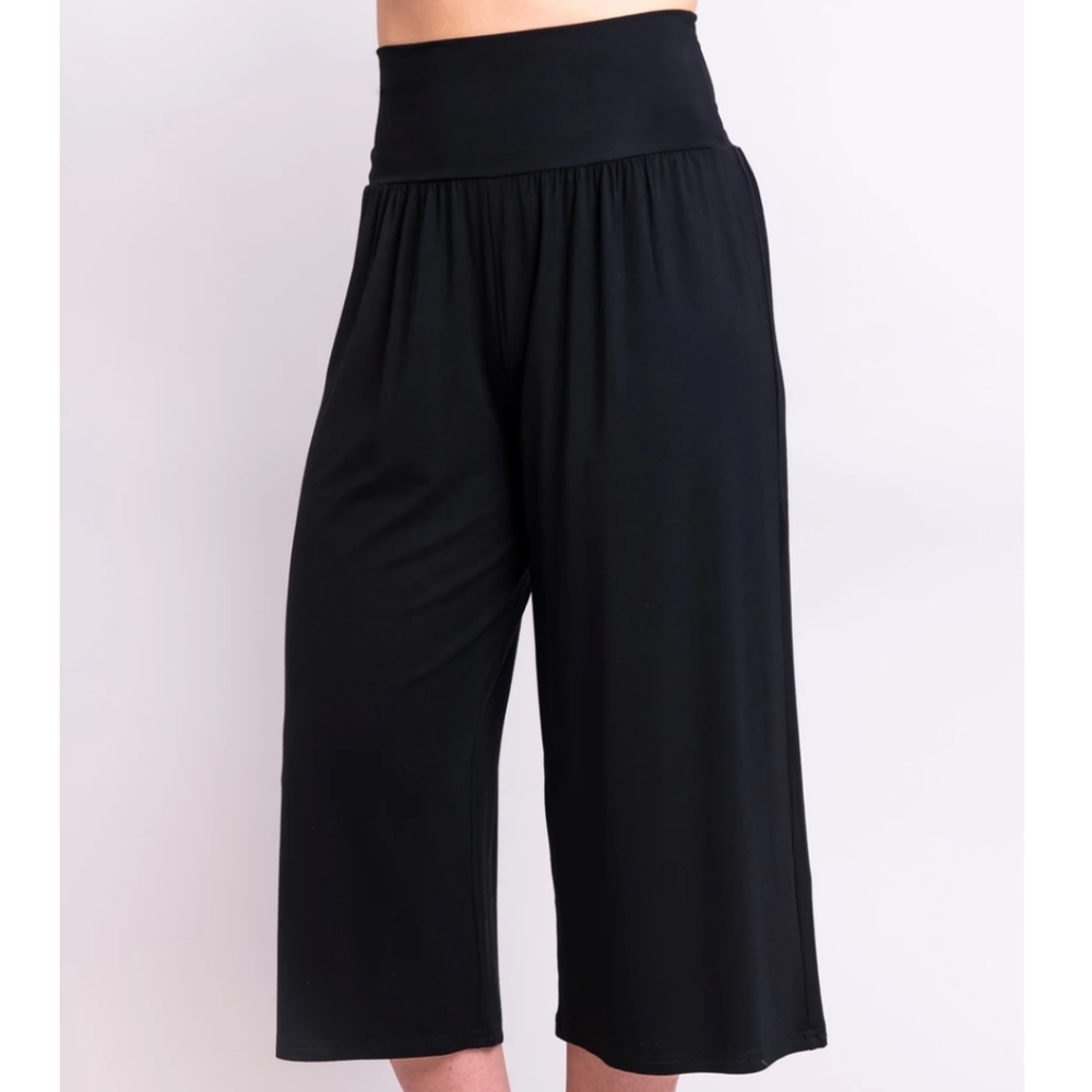 Blue sky gaylene wide band wide leg knit capri XL